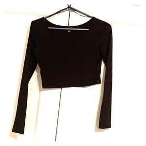 Long sleeve crop top